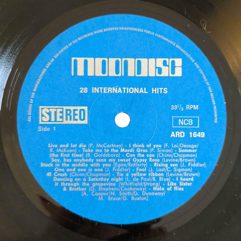 Unknown Artist – 28 International Hits Vol.4 (LP)