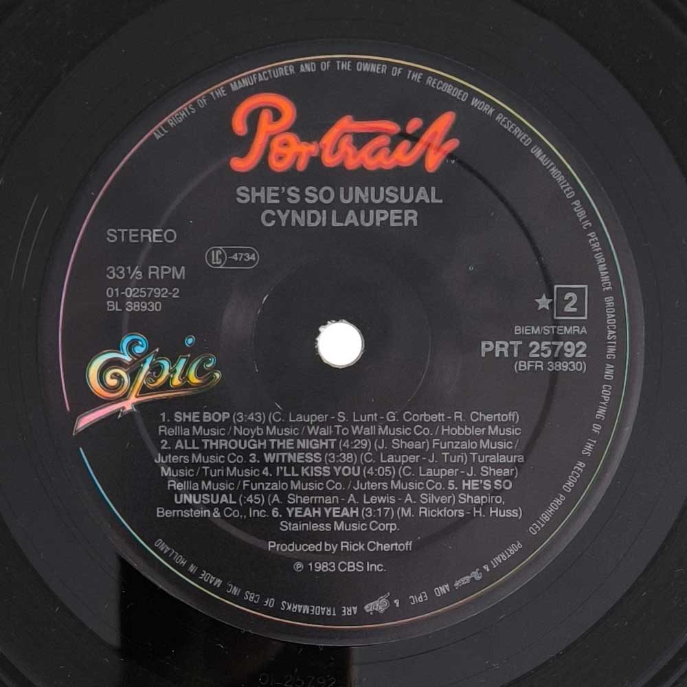 Cyndi Lauper – She's So Unusual (LP)