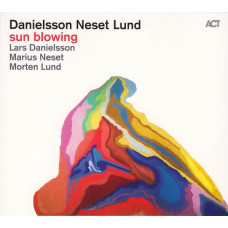 Danielsson / Neset / Lund, Sun Blowing