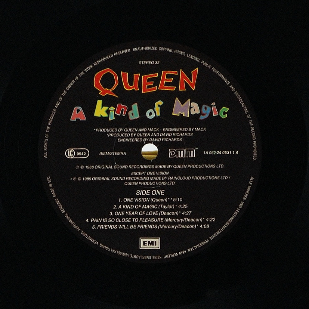 Queen, A Kind Of Magic (1St Press) (G/f) (Ins.) (LP)