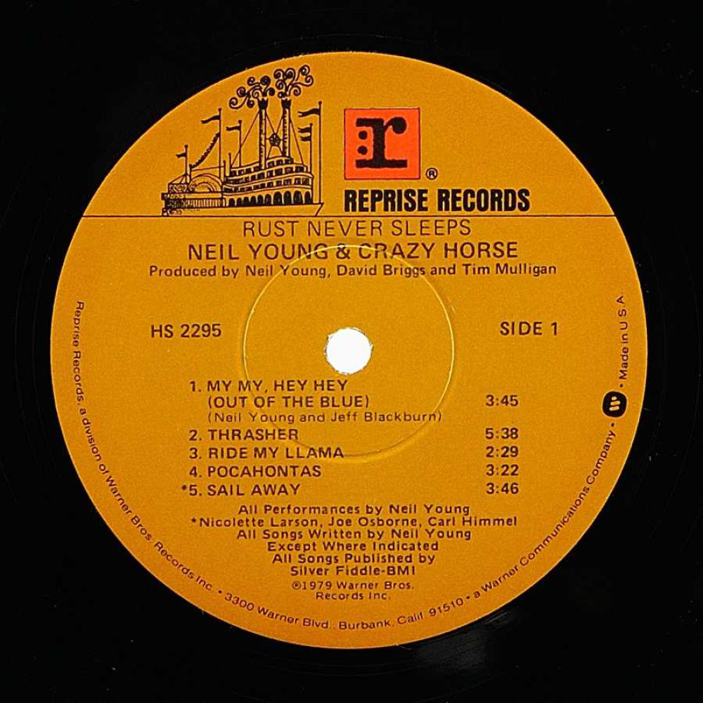 Neil Young & Crazy Horse, Rust Never Sleeps (USA) (Ins.) (LP)